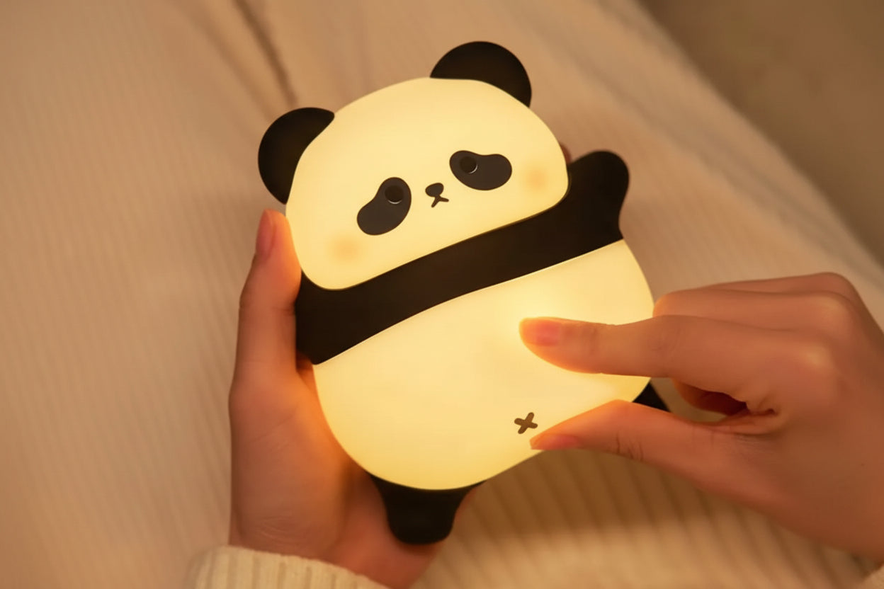 Liegender Panda Silikon LED Nachtlicht für Kinderzimmer
